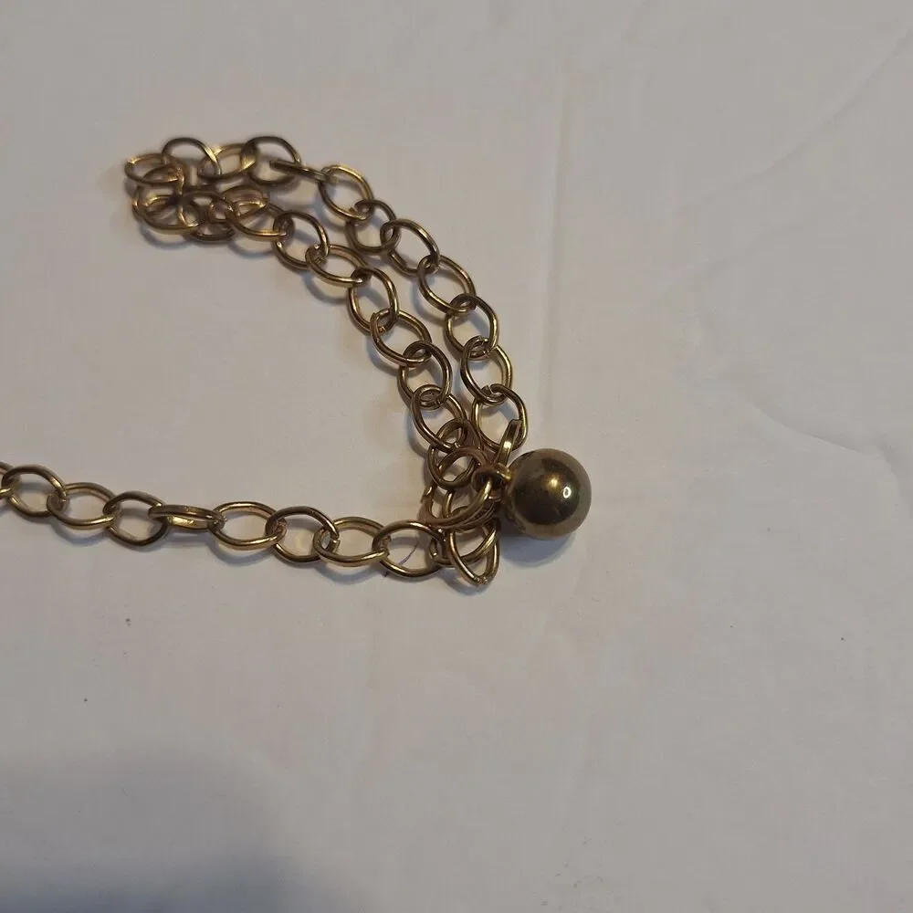 Pearl gold tone